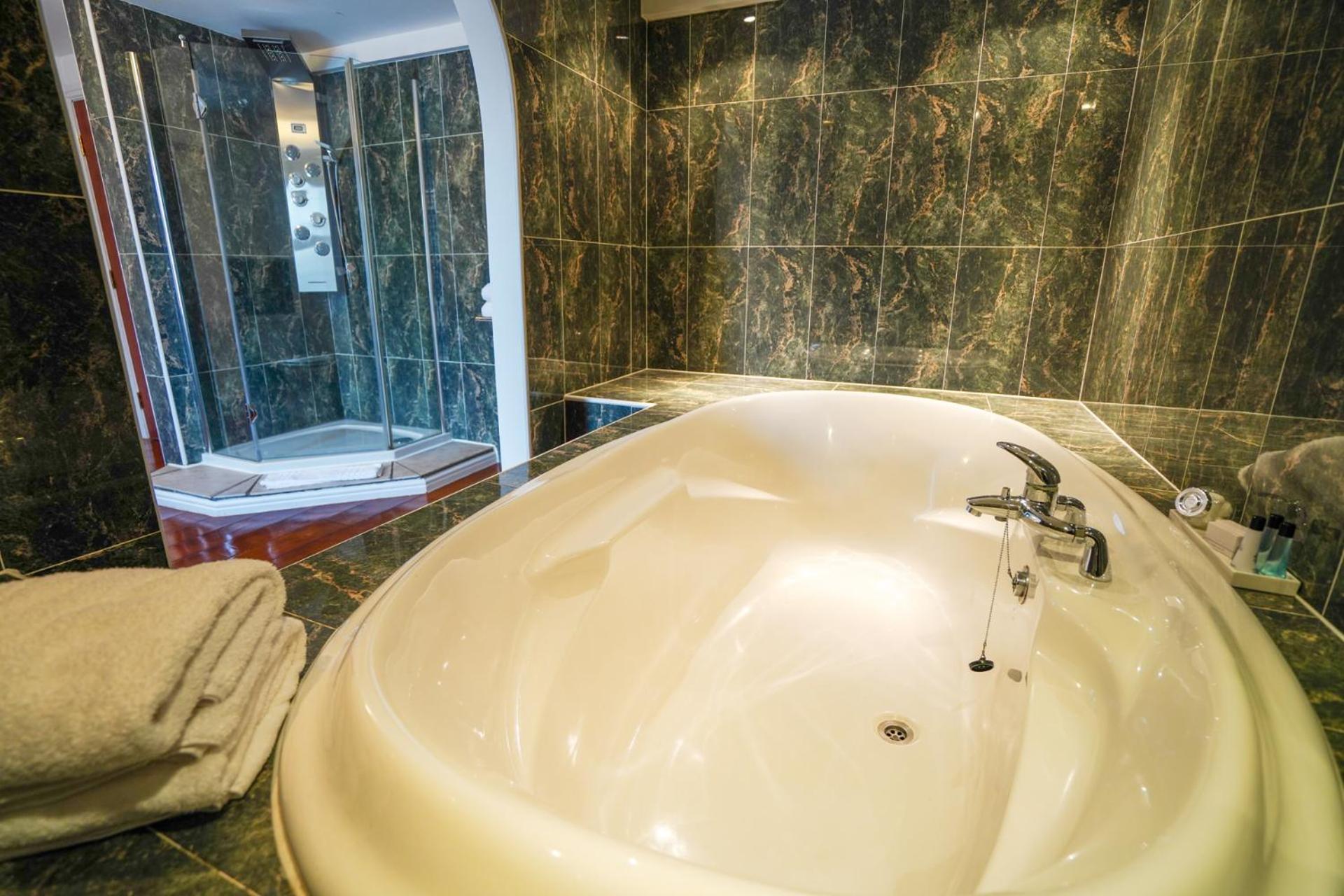 Gomersal Park Hotel & Dream Spa 외부 사진